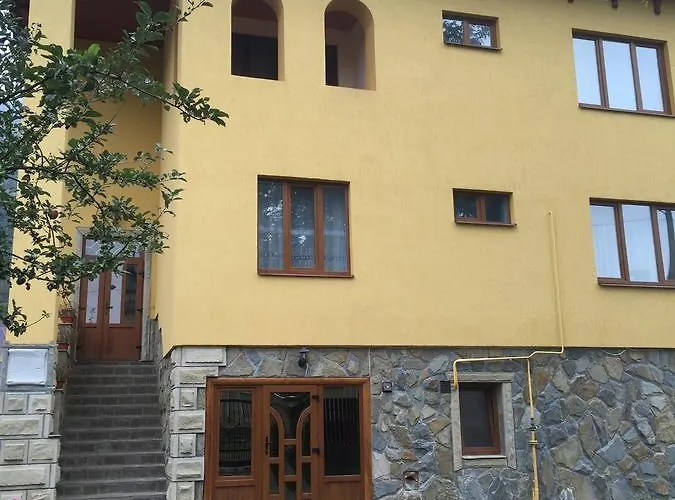 Pryvatna Svitanok Orman Evi Yaremche