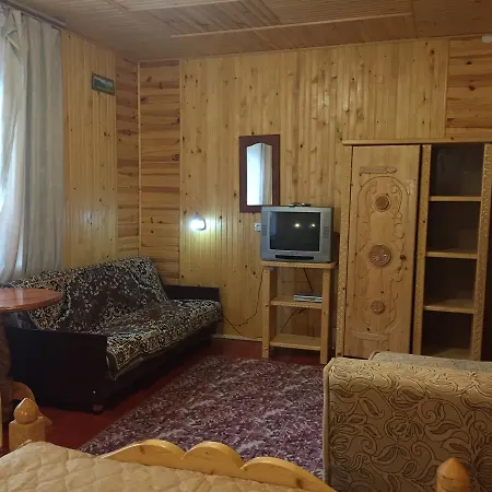 Lodge Pryvatna Svitanok Jaremtsje