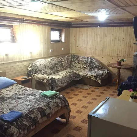 Pryvatna Svitanok Lodge